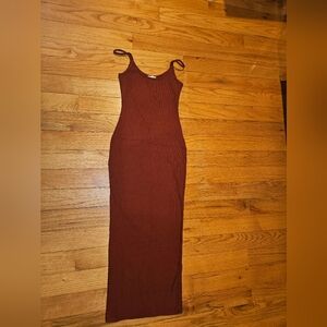 Meshki Bodycon dress. Dark red/burgundy.